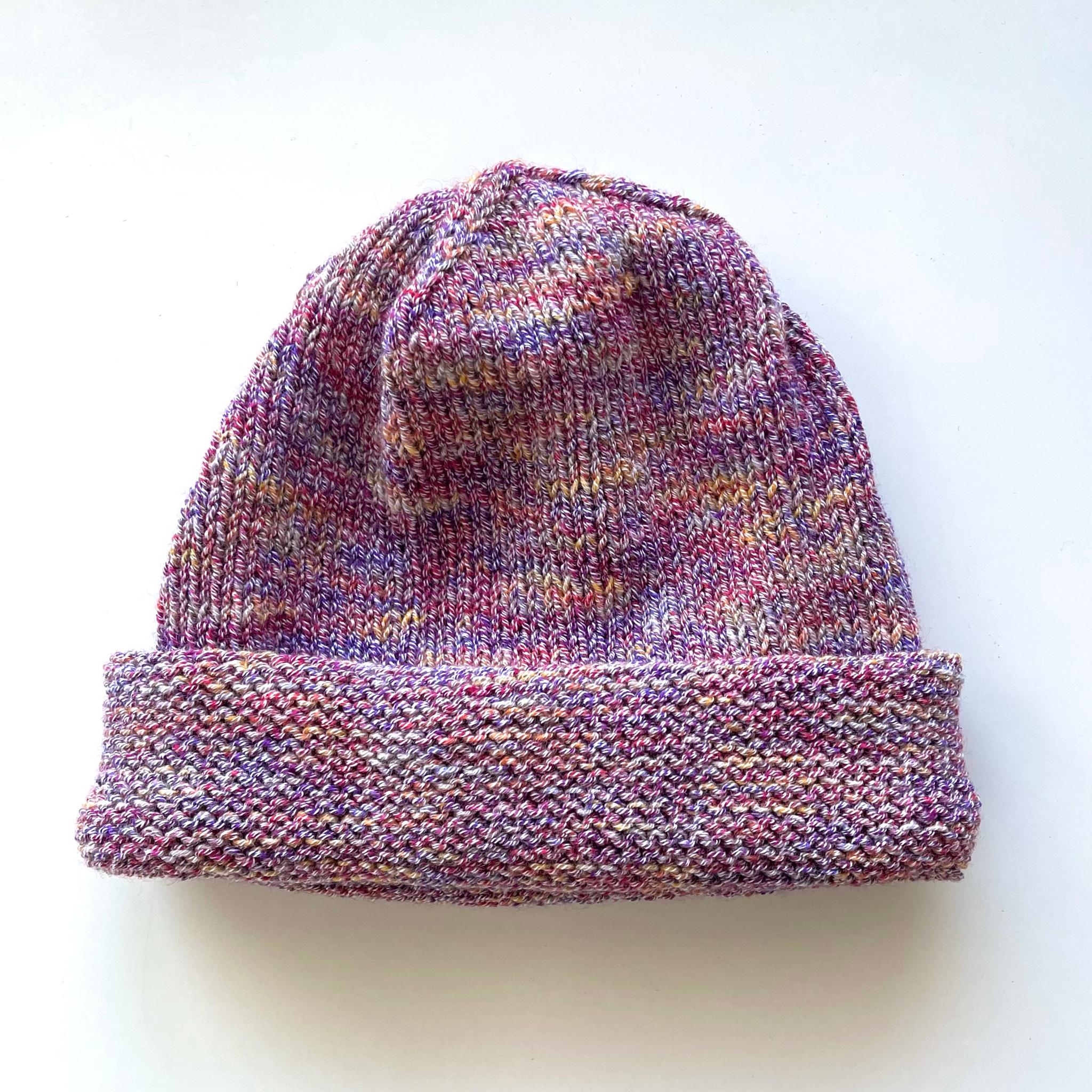 エレガントにかぶるニット帽子1枚目の画像