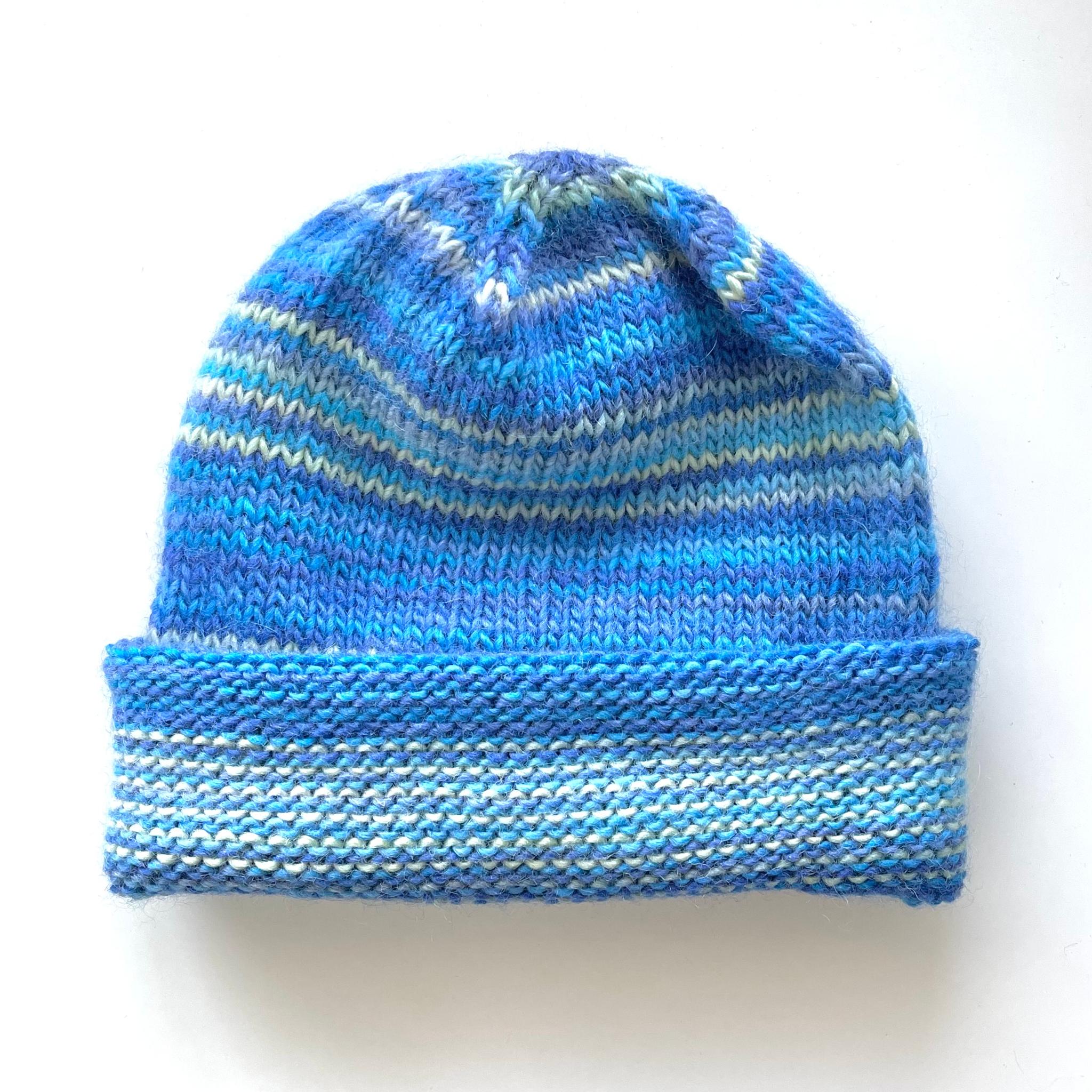 エレガントにかぶるニット帽子1枚目の画像